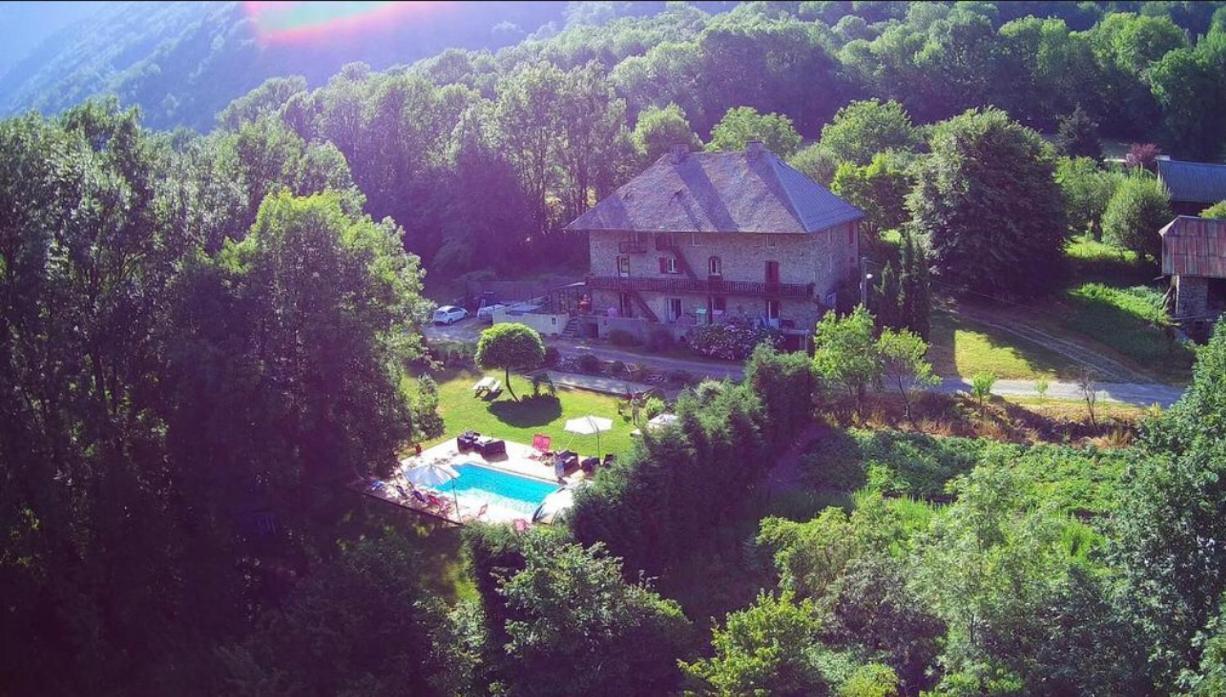 La Perle De La Lauziere, D Hotes Bed & Breakfast *